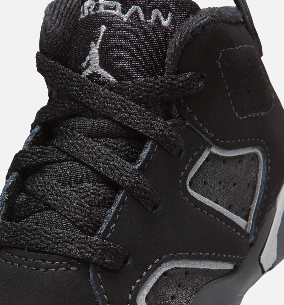 Air Jordan 6 Cap and Gown Infant & Toddler Lifestyle Shoe – Black / Reflective Silver