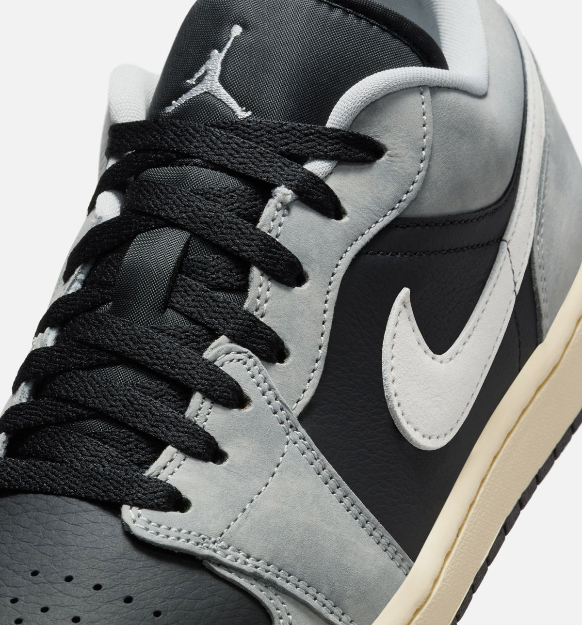 Air Jordan 1 Low SE Men's Lifestyle Shoes - Light Smoke Grey / White / Off Noir