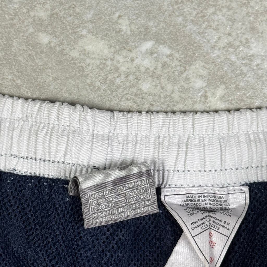 Vintage Nike Trackpants (wmns M)