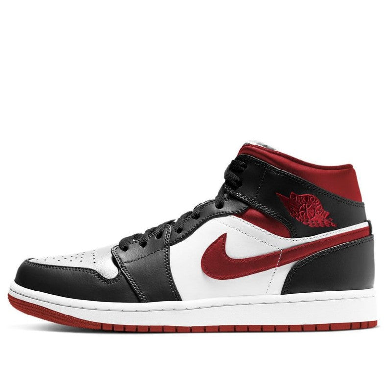 Air Jordan 1 Mid 'Black / White / Gym Red' – 554724-122