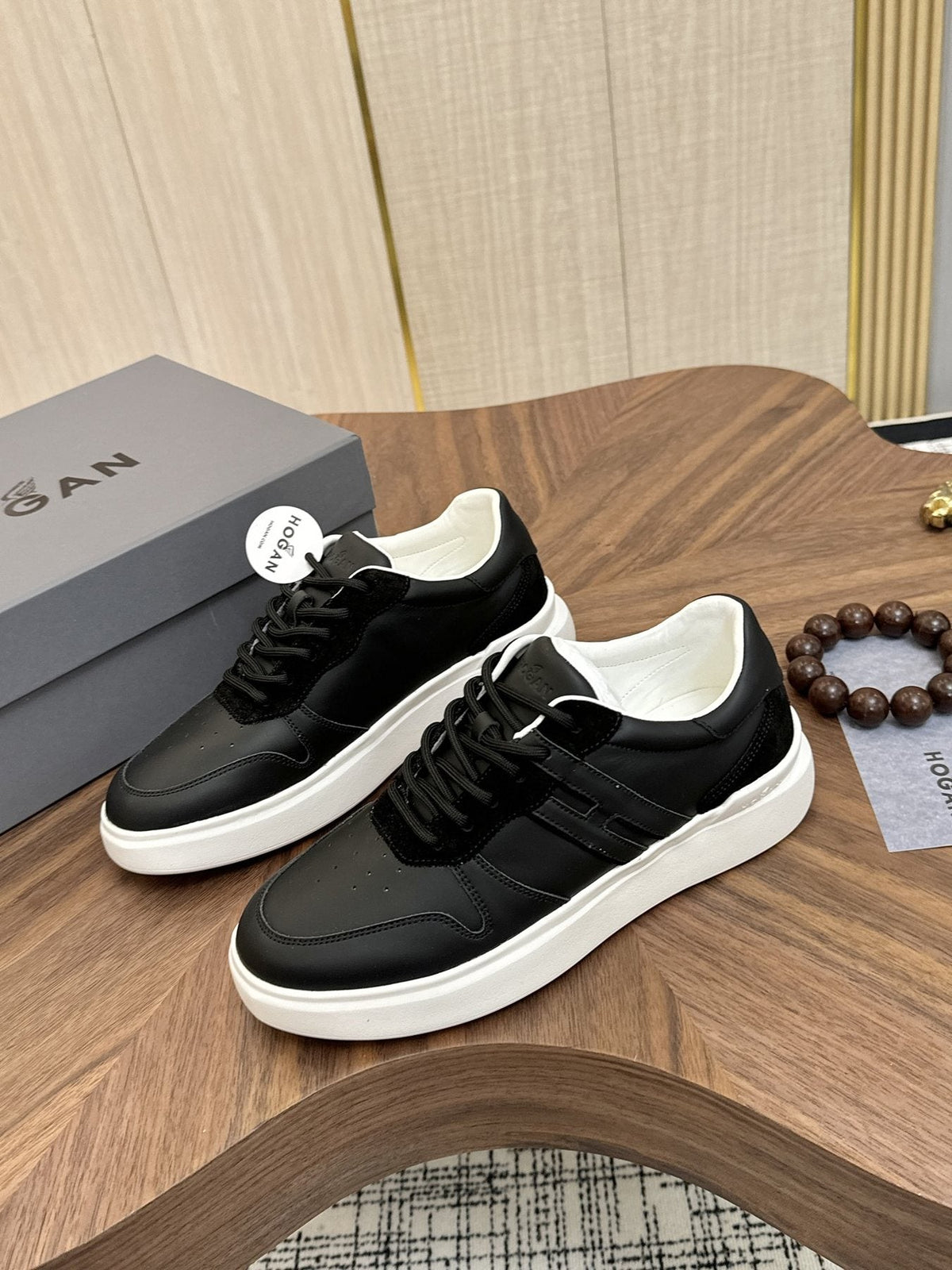 Hogan H580 Color-Block Low-Top Sneakers