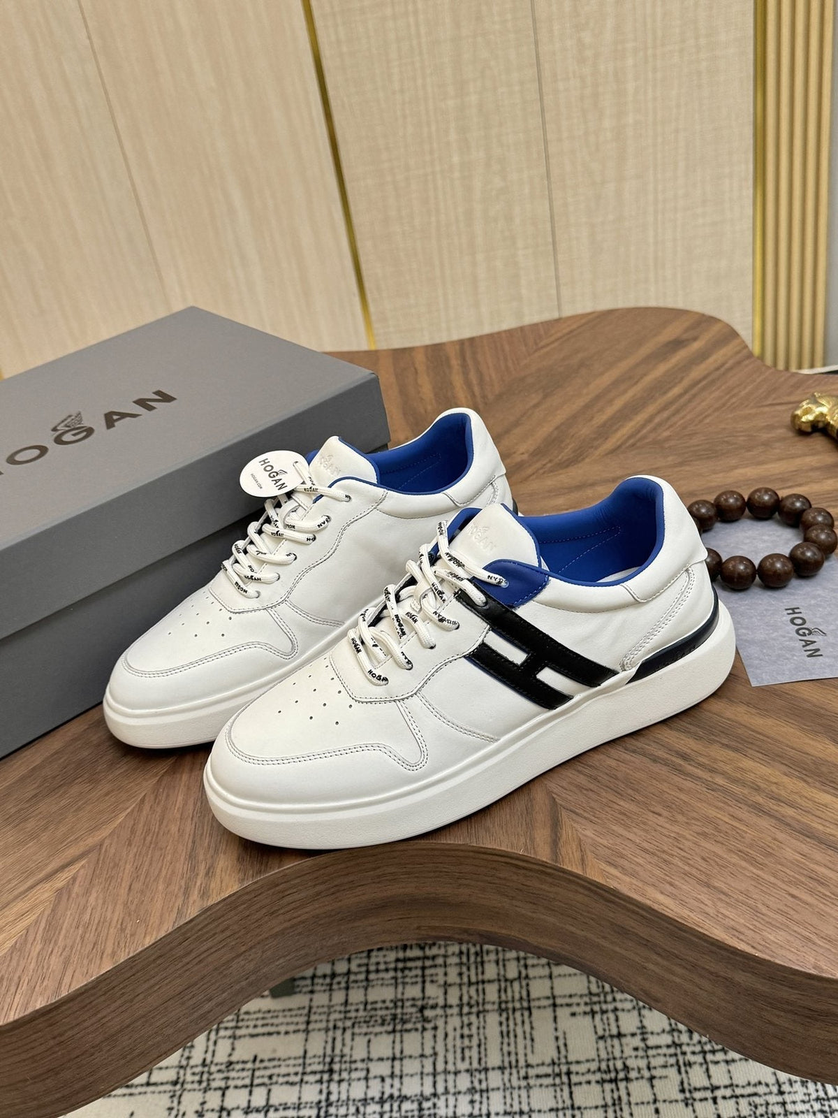 Hogan H580 Color-Block Low-Top Sneakers