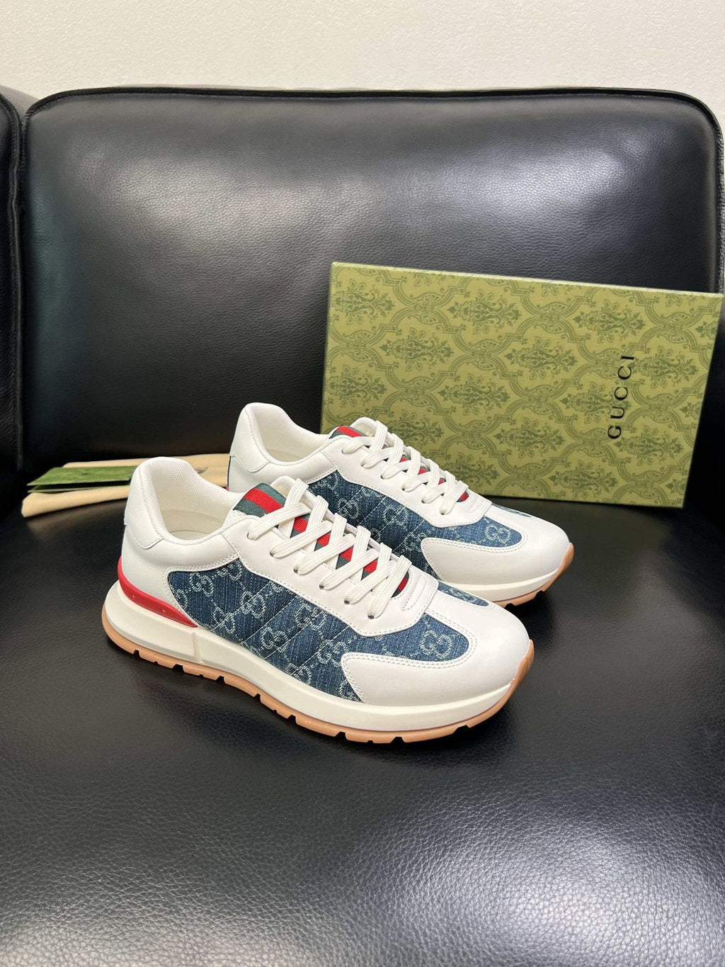 Gucci Men's Monogram Panel Low-Top Sneakers - Contrast Trim